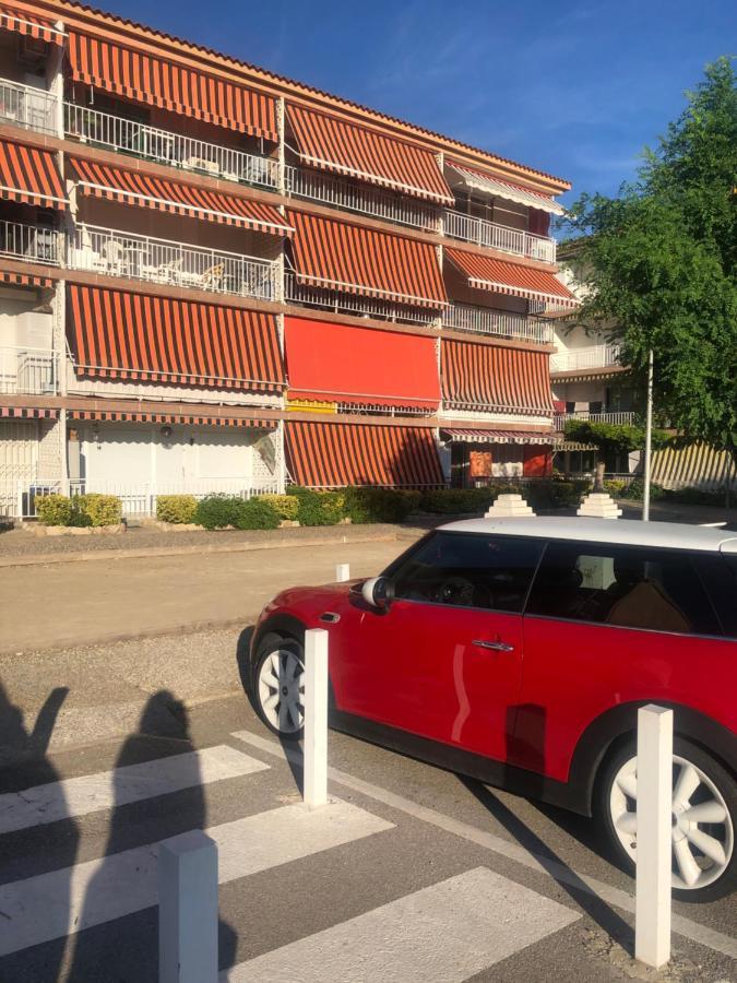 Apartment In Front Of Arrabassada Beach Tarragona Bagian luar foto