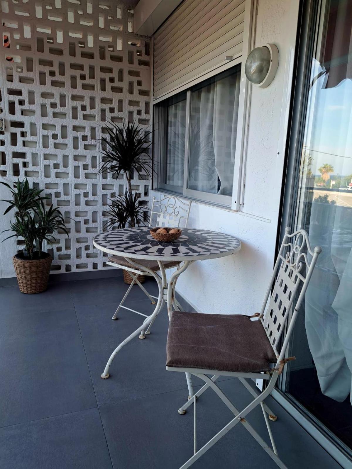 Apartment In Front Of Arrabassada Beach Tarragona Bagian luar foto
